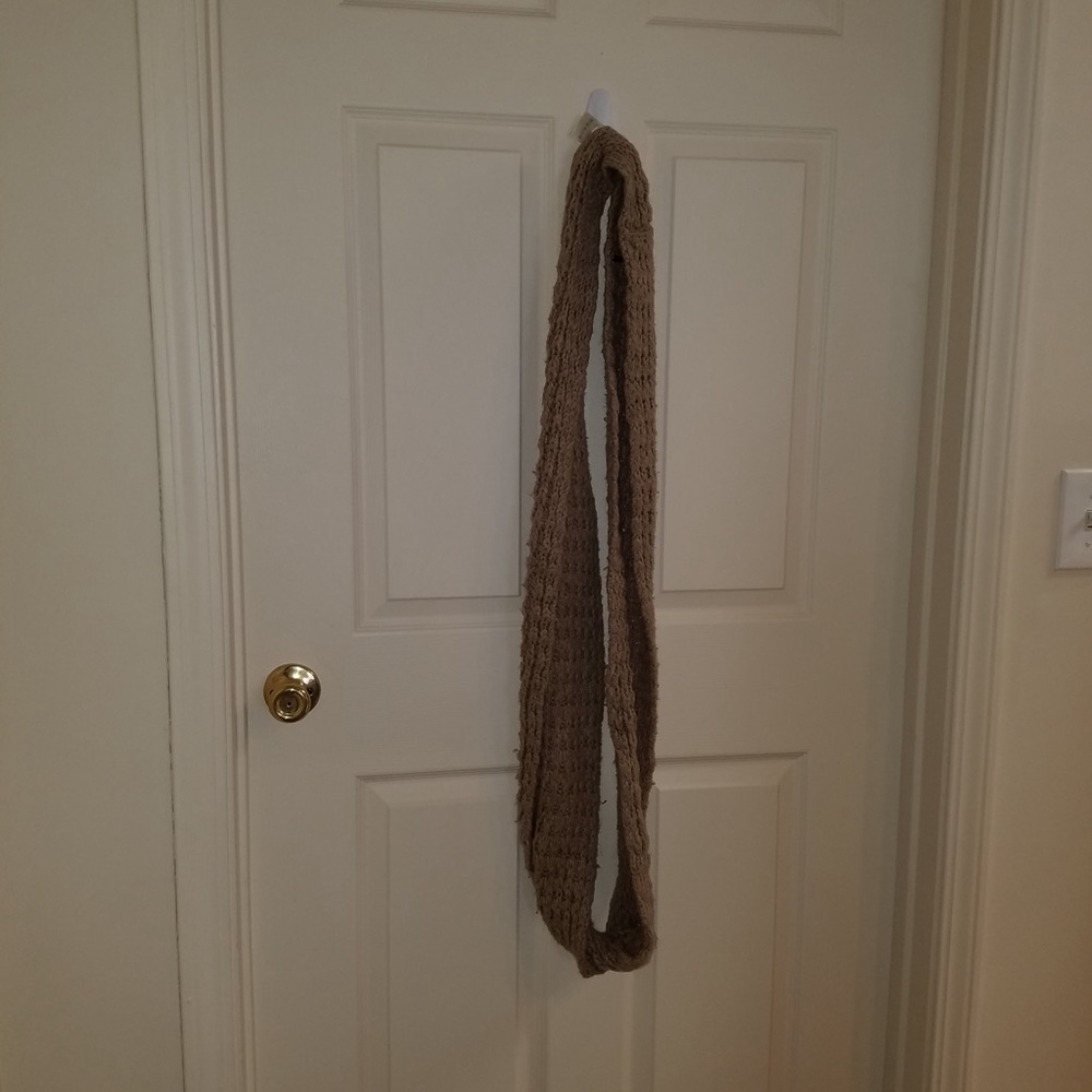Infinity scarf